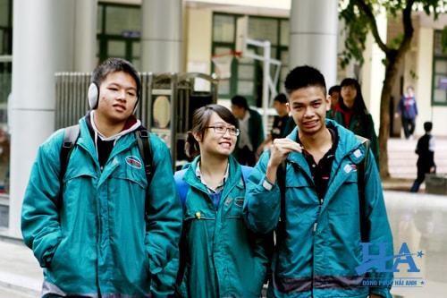Áo đồng phục mùa đông Teen Nguyễn Tất Thành với thiết kế độc đáo 