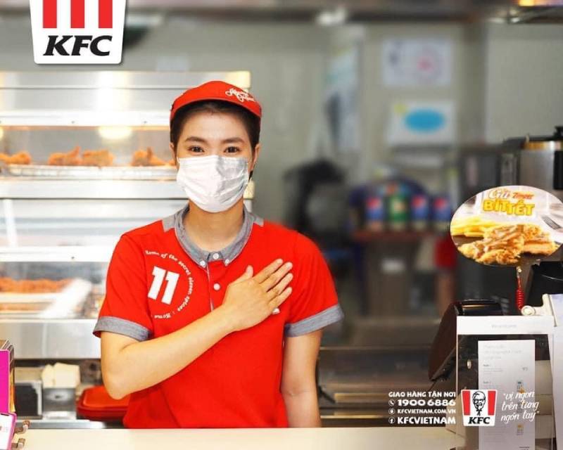 Mẫu đồng phục nhân viên KFC đẹp, bắt mắt