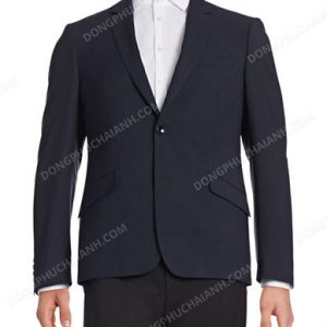Nét hiện đại, sự phóng khoáng được thể hiện qua cách thiết kế đồng phục áo vest nam công sở.