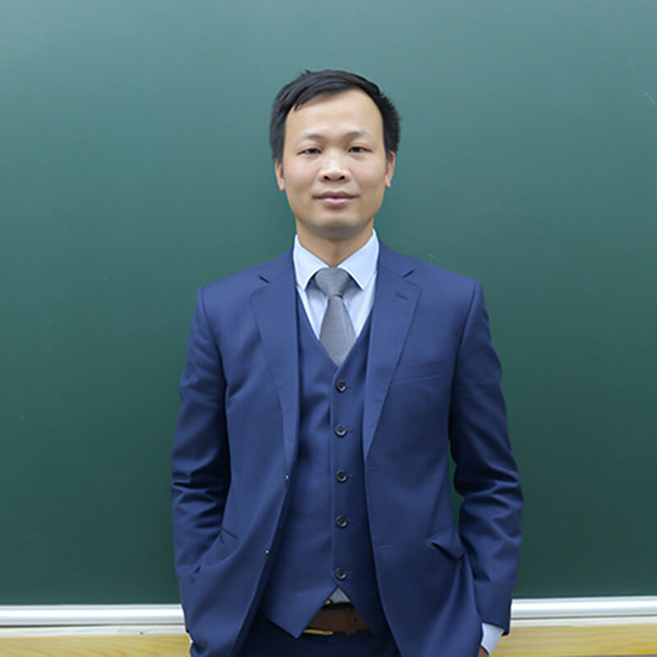 Thầy giáo vật lý Phạm Trung Dũng