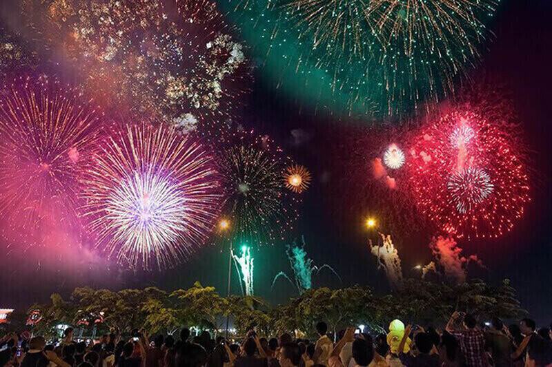 Công viên Thống Nhất - Địa điểm ngắm pháo hoa hấp dẫn ở Hà Nội