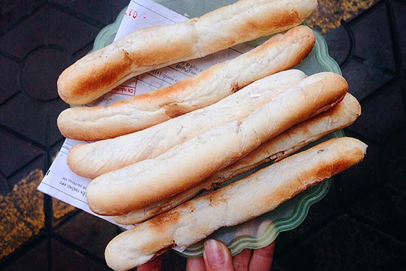 Bánh mỳ cay Hải Phòng nổi tiếng 