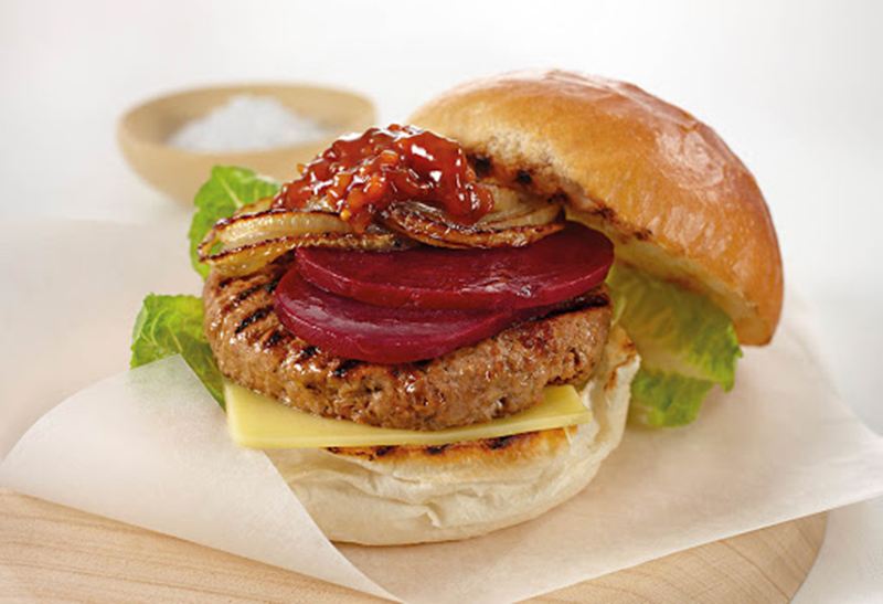 Hamburger củ dền là một món ăn nổi tiếng trong ẩm thực Úc