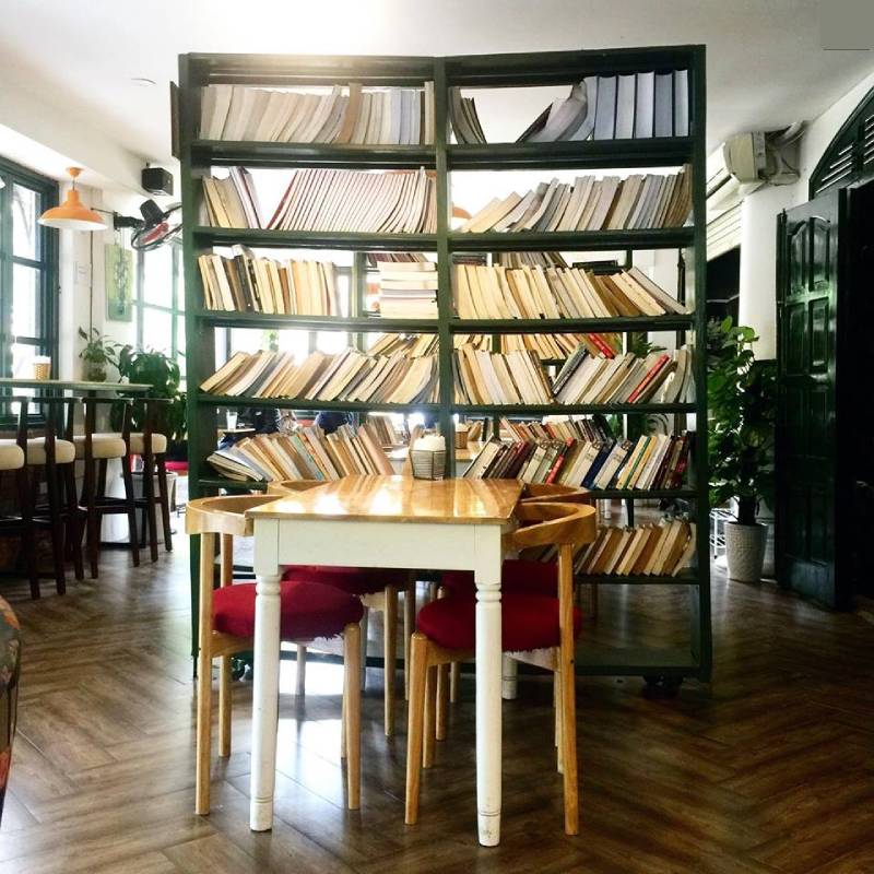 Tungbook Coffee - Chuỗi cafe sách, không gian tự học nổi tiếng Hà Nội