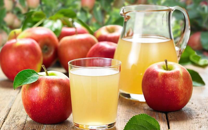Cách làm nước ép trái cây: táo tiết kiệm, nhanh chóng