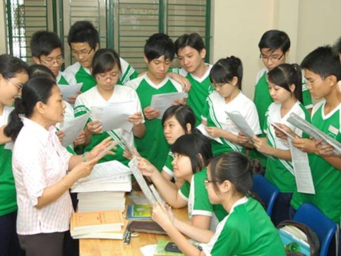 Đồng phục thể dục dành cho học sinh trường THPT Lê Quý Đôn