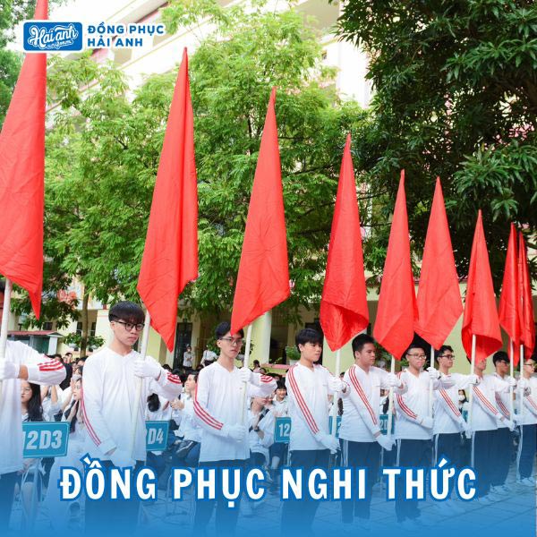 Trang phục nghi thức THPT Đống Đa chỉn chu