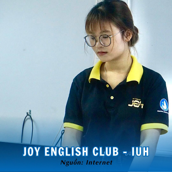 Áo polo hiện đại, trẻ trung JoY English Club - IUH