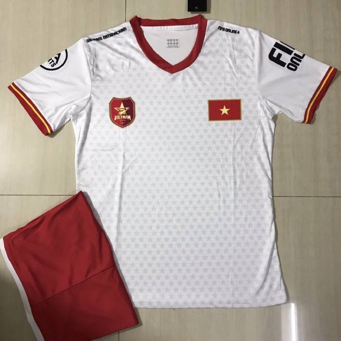 Áo bóng đá đội tuyển Việt Nam