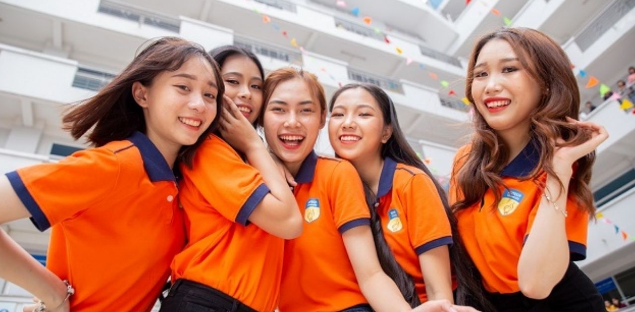 10 mẫu đồng phục đại học đẹp nhất ở Việt Nam được sinh viên bình chọn