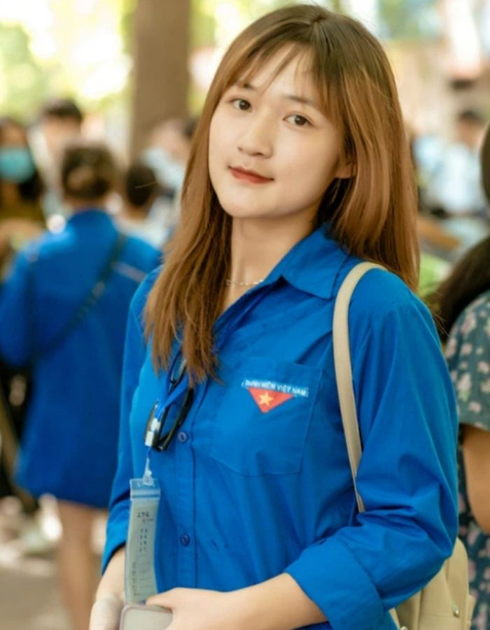 Trang phục sinh viên tình nguyện, chiếc áo màu xanh mang nhiều ý nghĩa