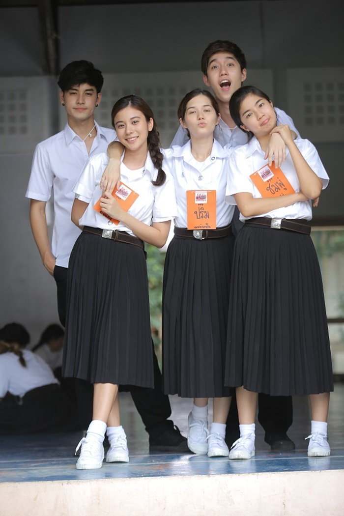 Mẫu đồng phục phổ biến tại Thái Lan được nhiều trường học sử dụng