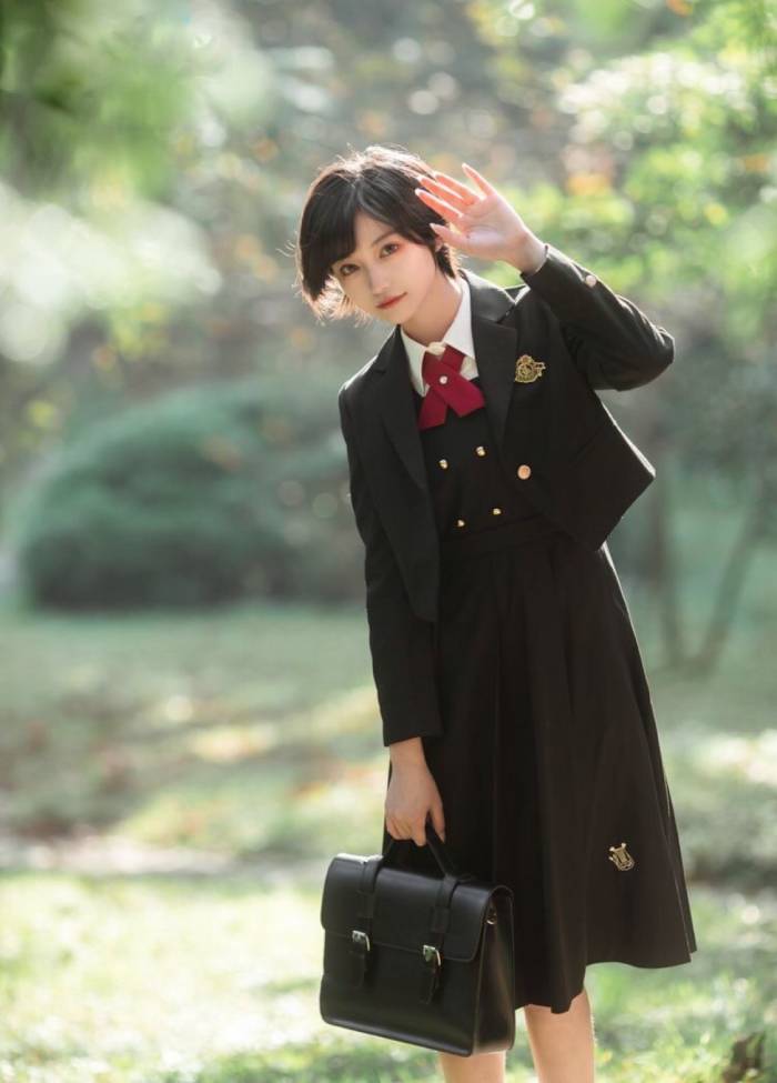 Mẫu đồng phục học sinh Nhật Bản kiểu dáng Bolero