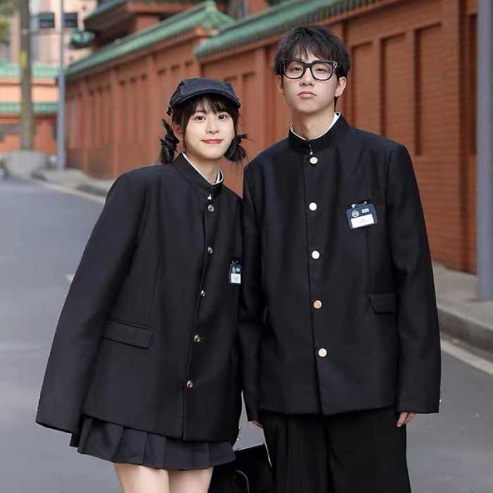 Thiết kế áo khoác Gakuran học sinh cấp 3 Nhật Bản