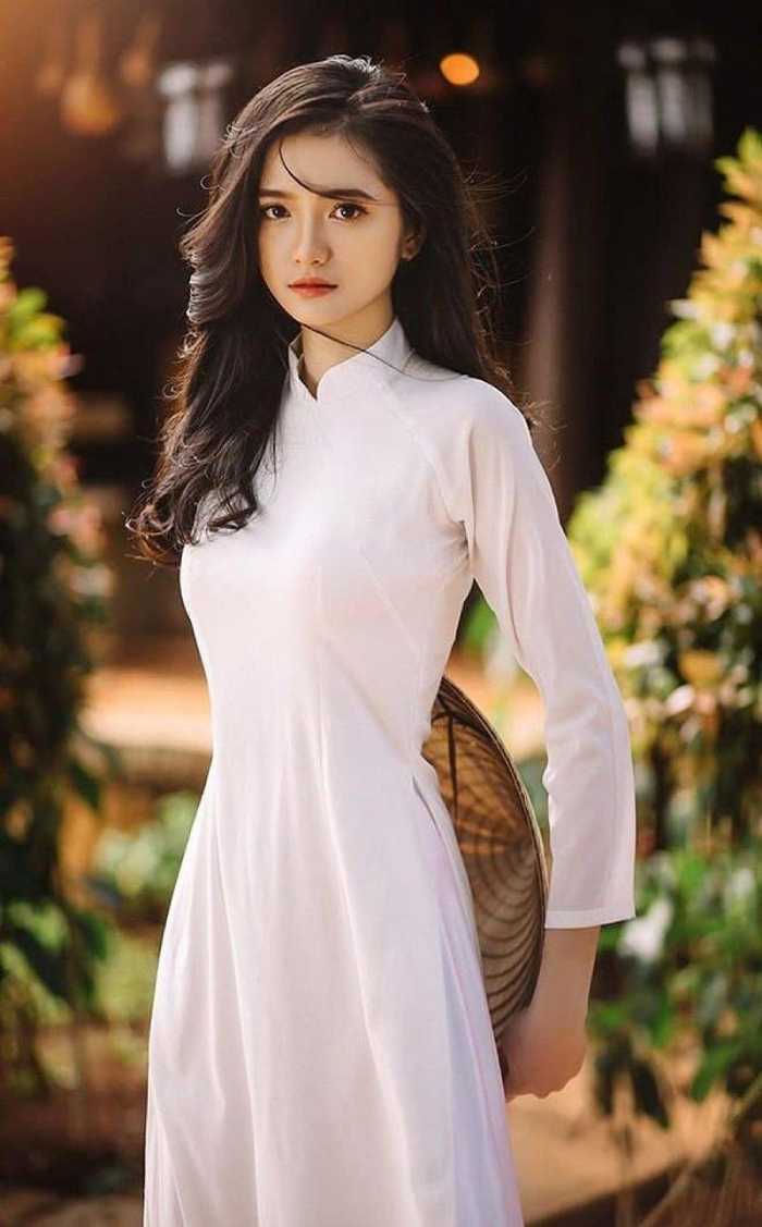 Mẫu trang phục dành cho học sinh nữ tại Việt Nam