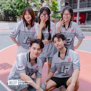 Cá tính , phóng khoáng cùng áo lớp Polo Oversize Classmate màu xám