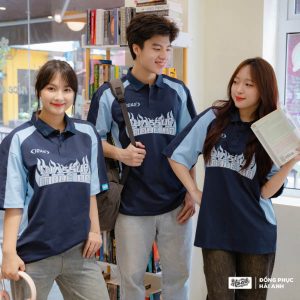 Trẻ trung, cá tính khi mix quần jeans cùng áo lớp polo oversize Wassup màu xanh đen