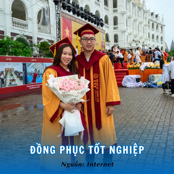 Mẫu đồng phục áo cử nhân trường VTTU
