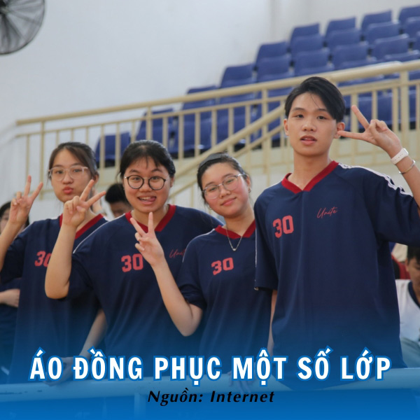 Áo thun cổ trụ đồng phục lớp Trần Nhân Tông độc đáo