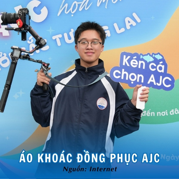 Áo khoác Học viện Báo chí và Tuyên truyền năng động, phóng khoáng