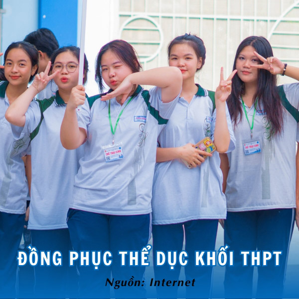 THPT Diên Hồng đồng phục thể dục khỏe khoắn, trẻ trung