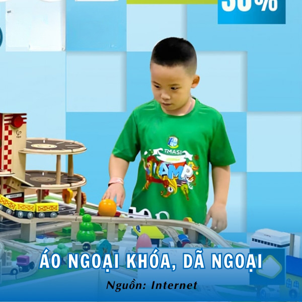 Áo thun xanh lá cổ tròn ngoại khóa, dã ngoại hiện đại