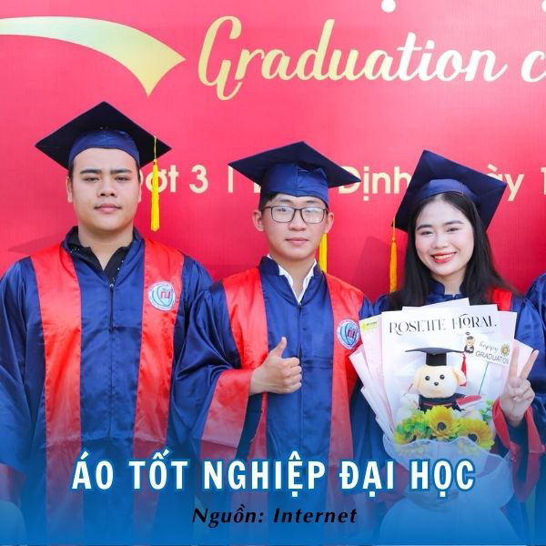 Áo tốt nghiệp Đại học Quy Nhơn chỉn chu, uy nghiêm