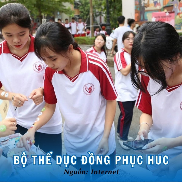 Bộ thể dục đồng phục HUC cá thính, khỏe khoắn